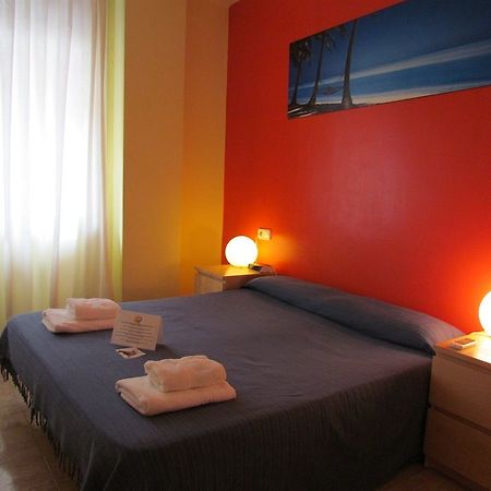 Barcelona City North Hostal Екстериор снимка