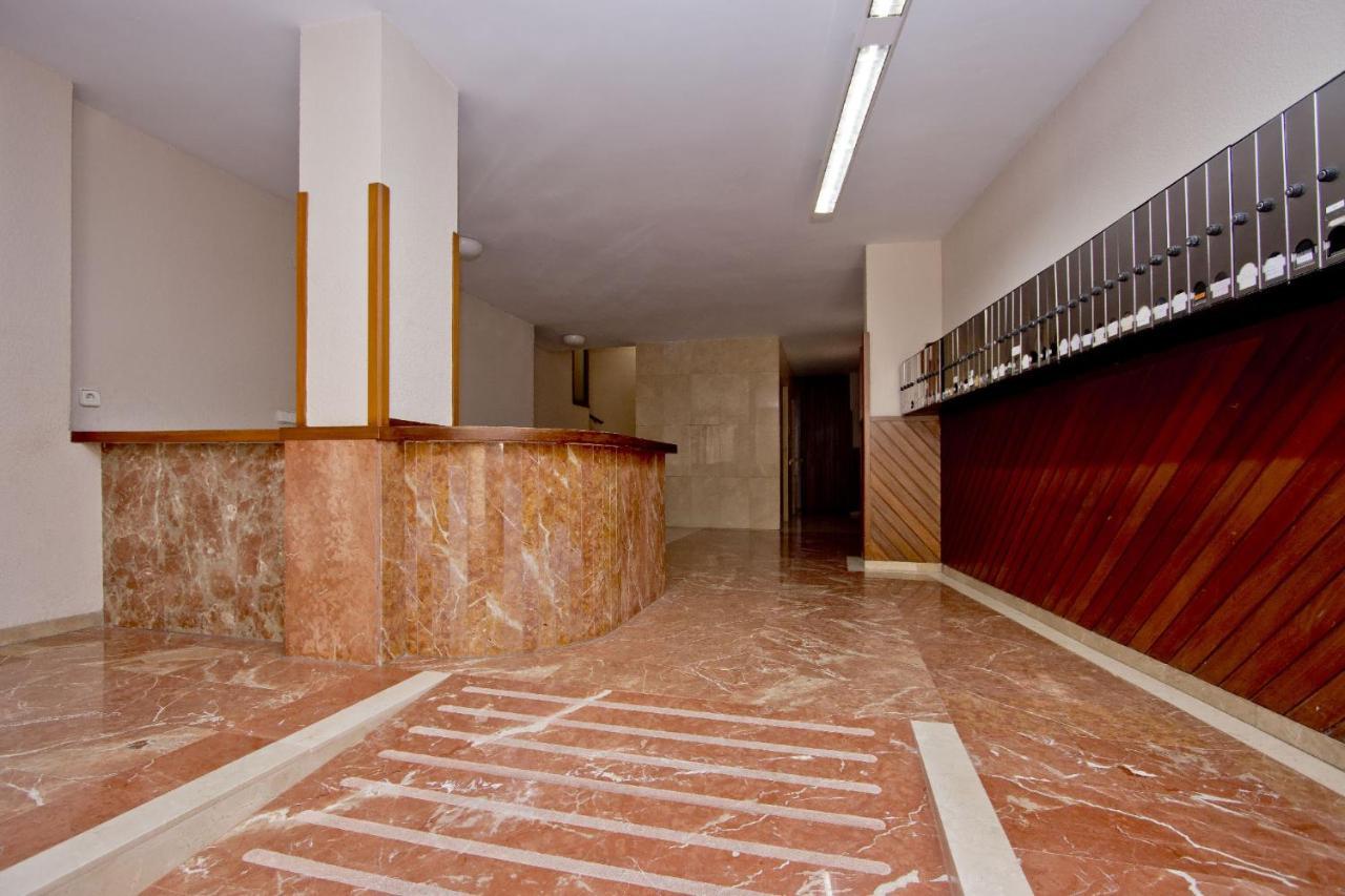 Barcelona City North Hostal Екстериор снимка