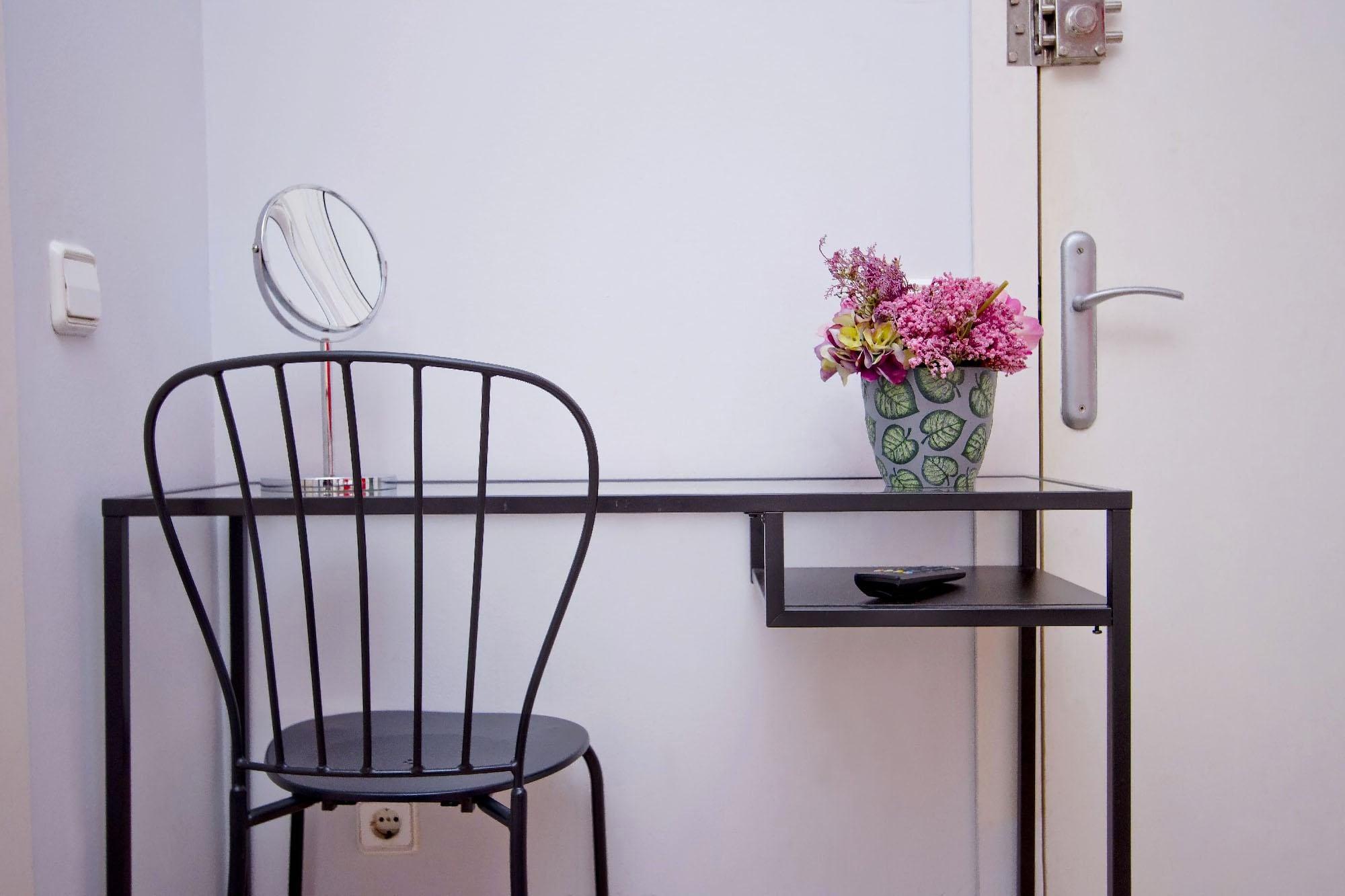Barcelona City North Hostal Екстериор снимка